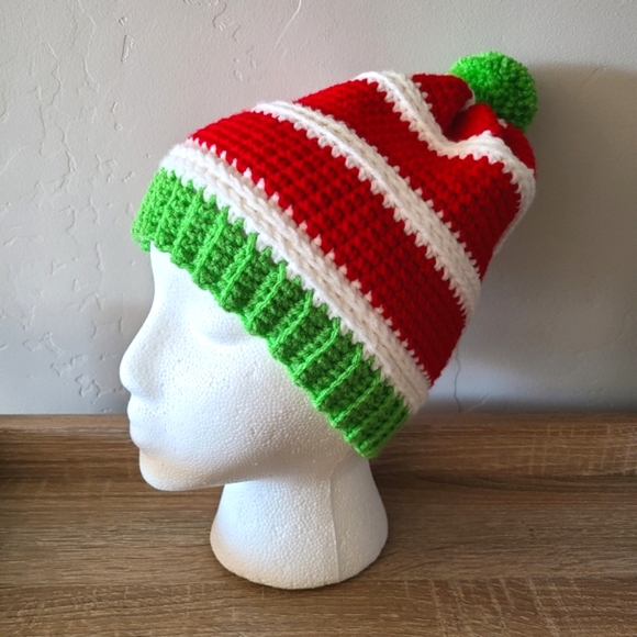 Women's Christmas beanie, winter beanie, Santa hat, Grinch hat, - Picture 8 of 8